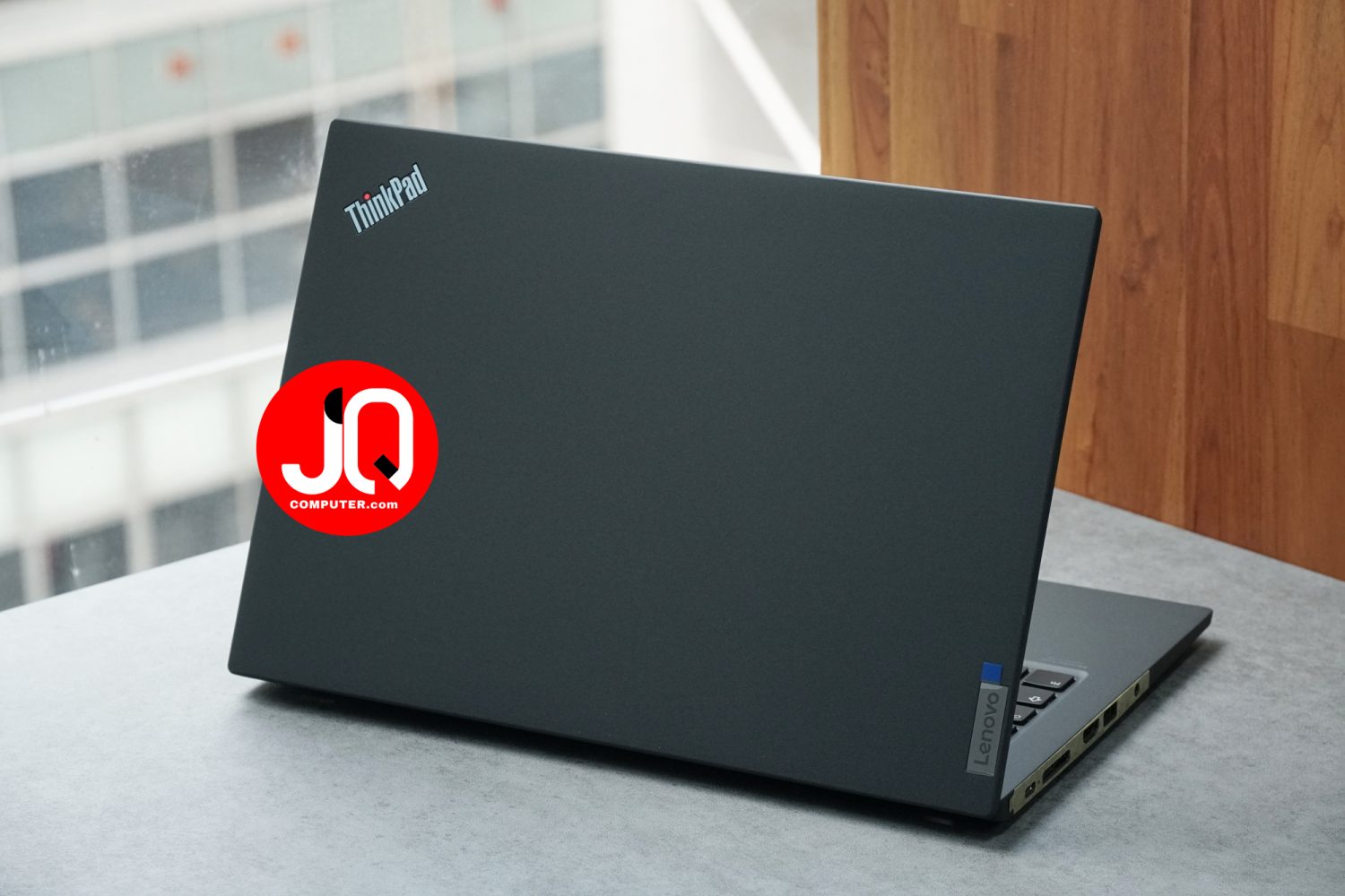 Lenovo ThinkPad T14s (Gen.2) - Image 2