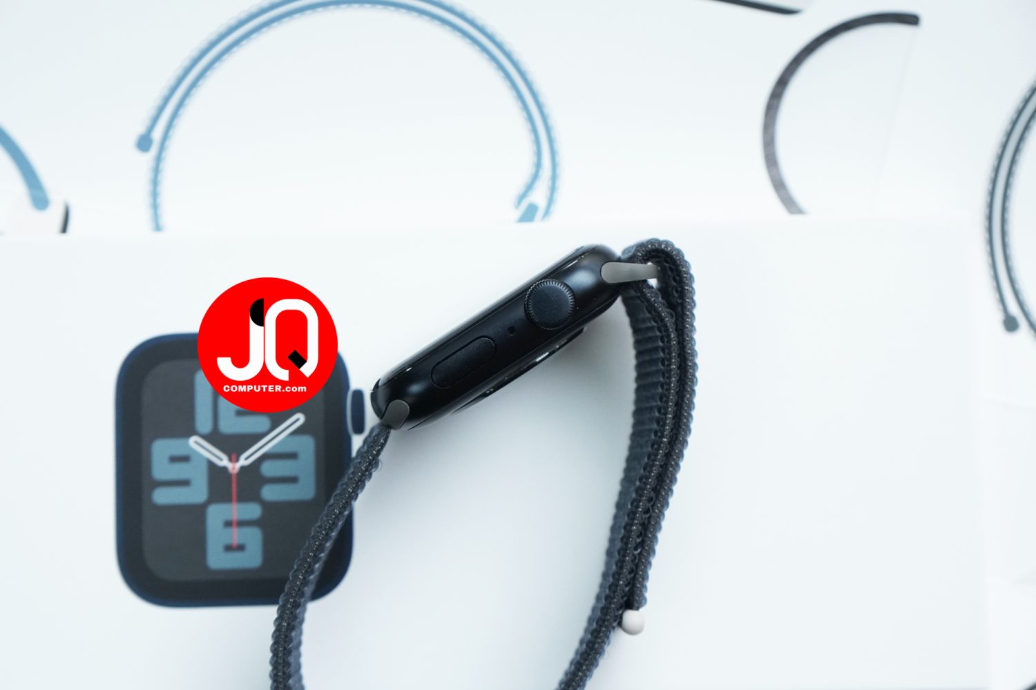 Apple Watch SE 2 GPS - Image 3