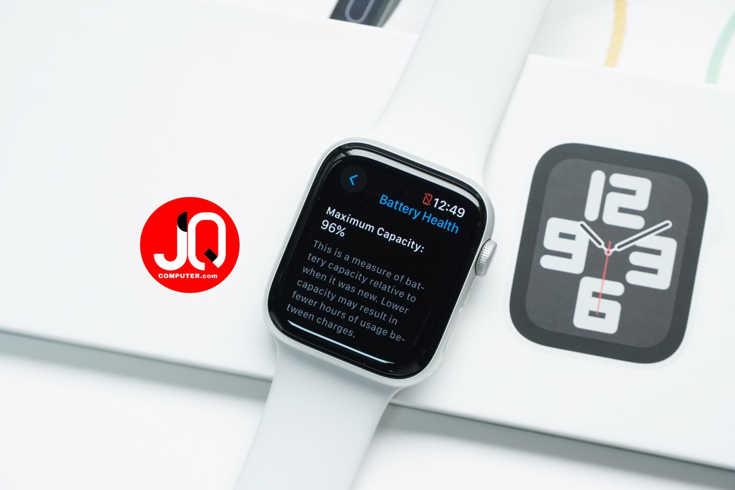 Apple Watch SE 2 Aluminum - Image 2