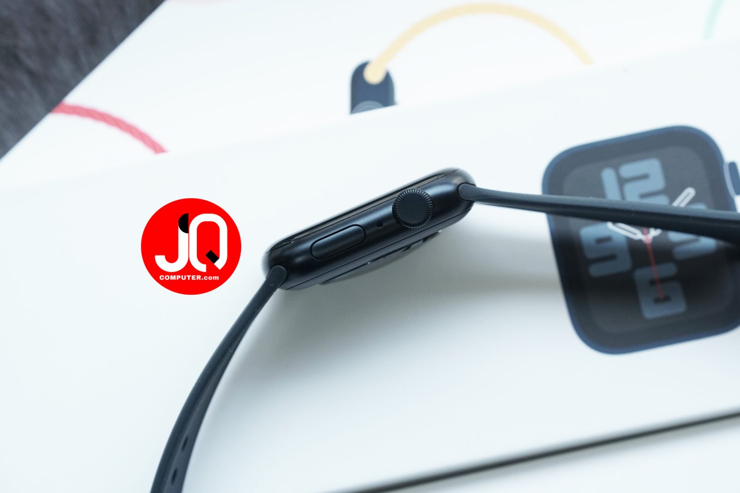 Apple Watch SE 2 Aluminum - Image 3