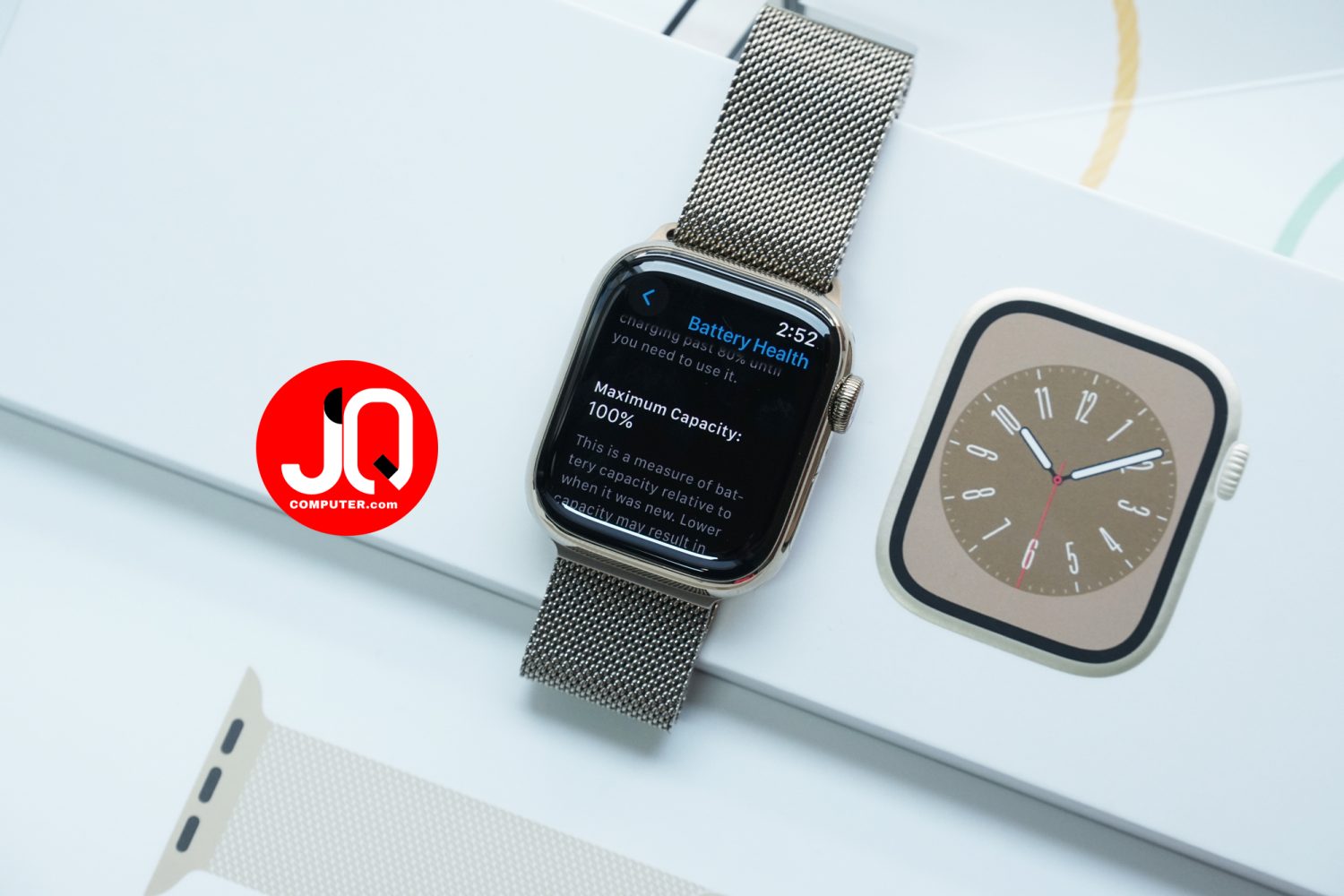 Apple Watch 8 Stainless - Image 2