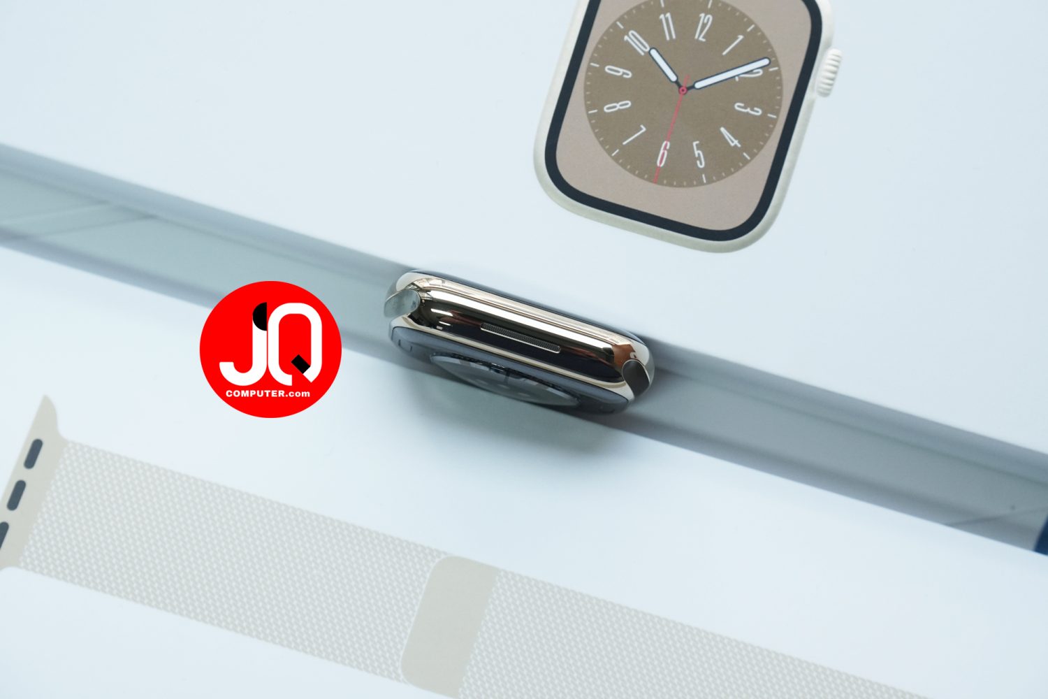 Apple Watch 8 Stainless - Image 5