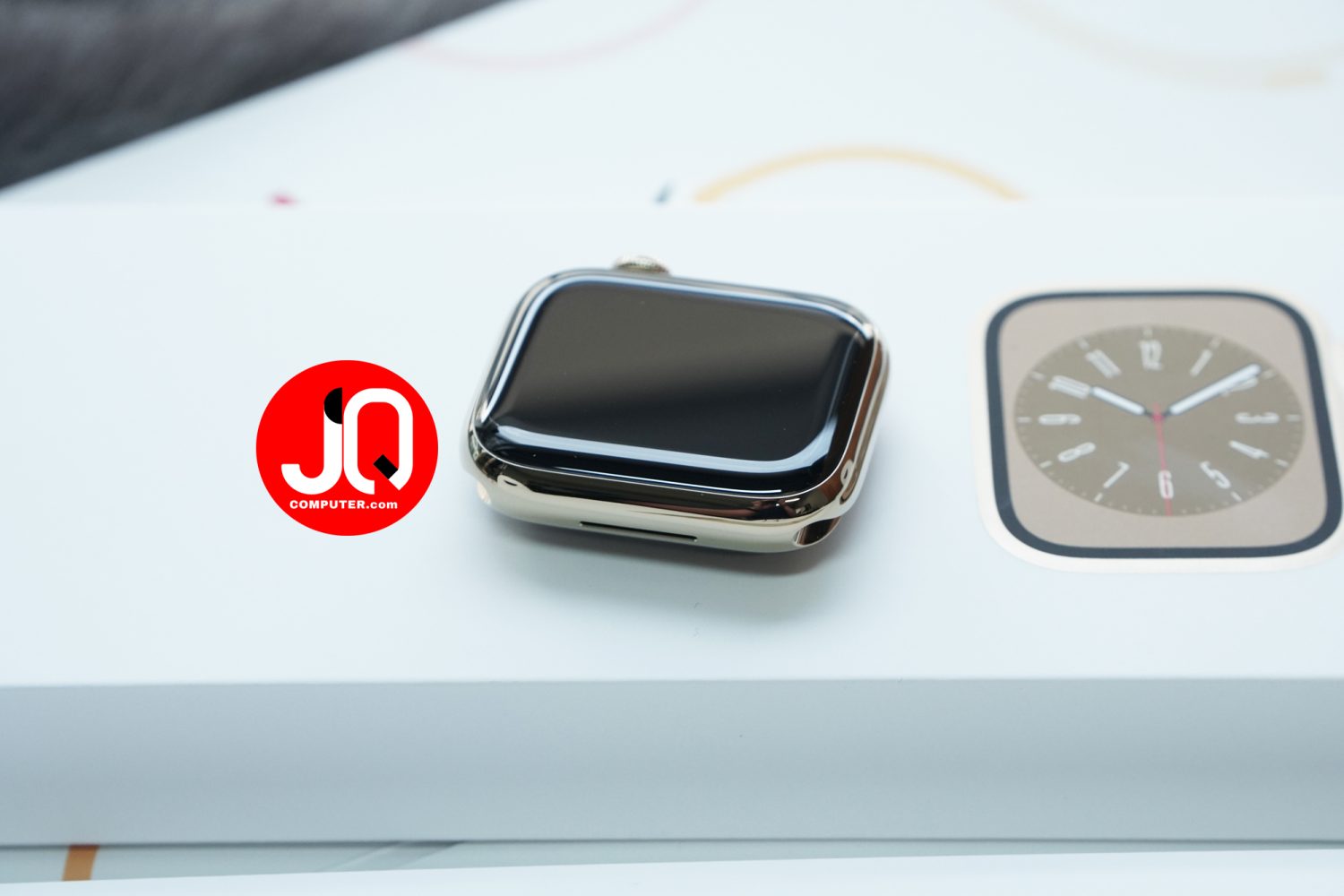Apple Watch 8 Stainless - Image 7