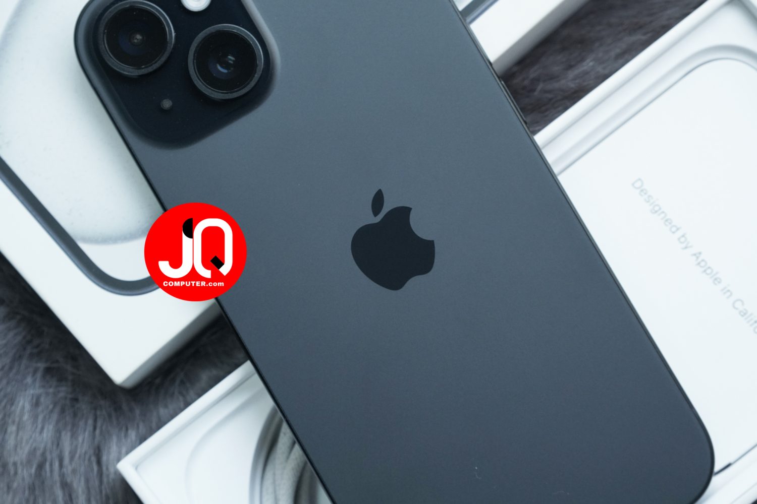 iPhone 15 - Image 4