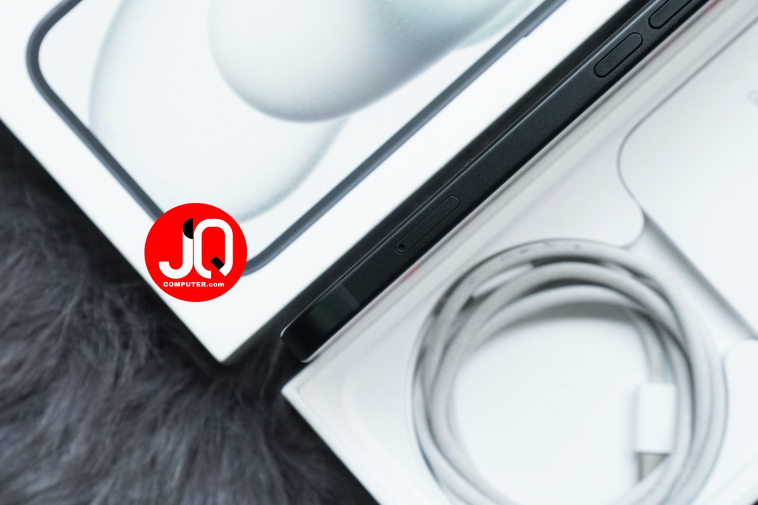 iPhone 15 - Image 8