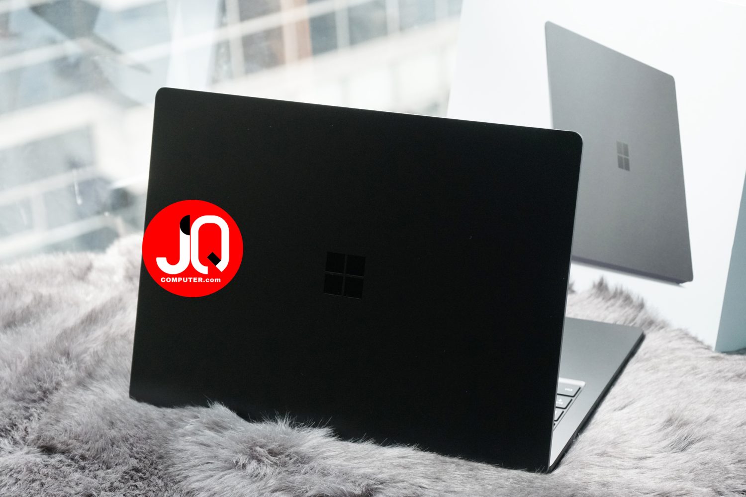Microsoft Surface Laptop 5 - Image 2