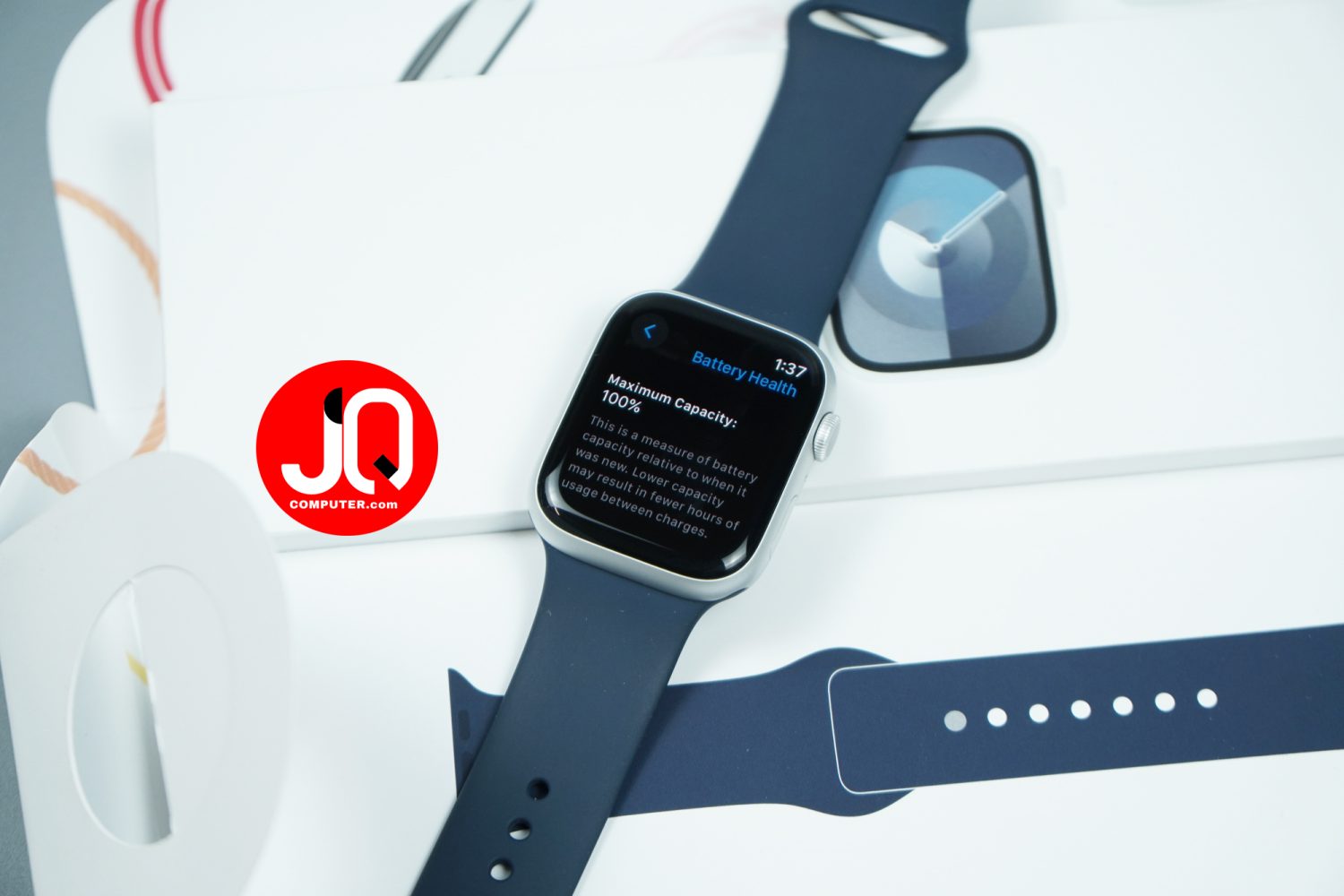 Apple Watch 9 Aluminum - Image 2