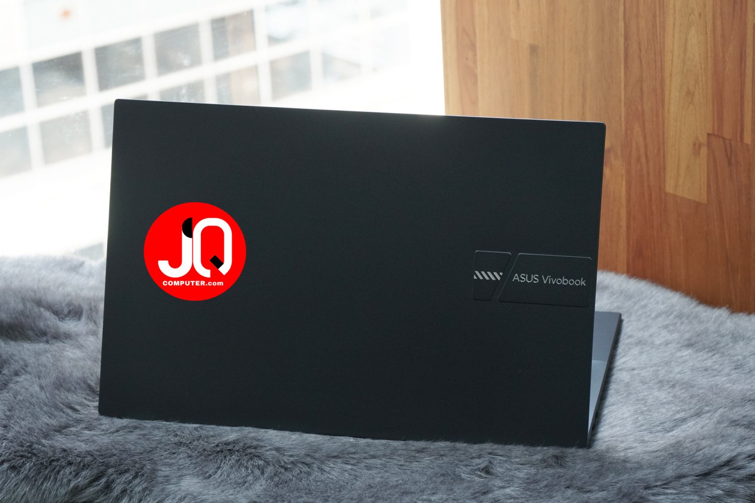 Asus Vivobook Pro 15 - Image 2