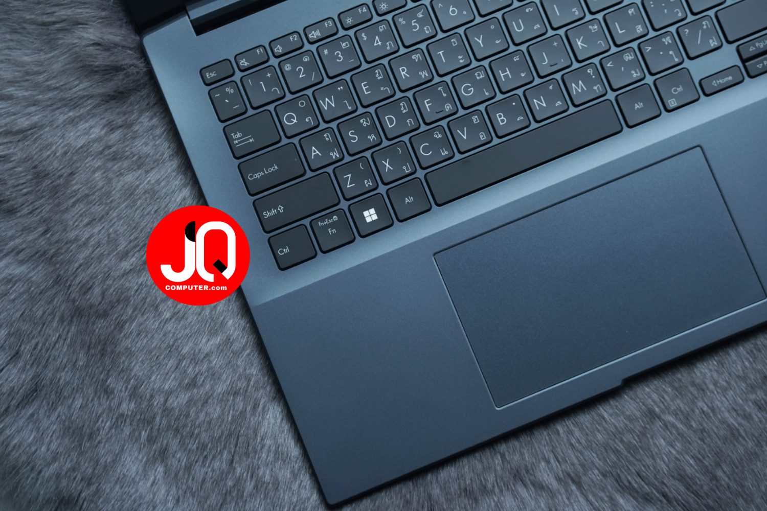 Asus Vivobook Pro 15 - Image 3