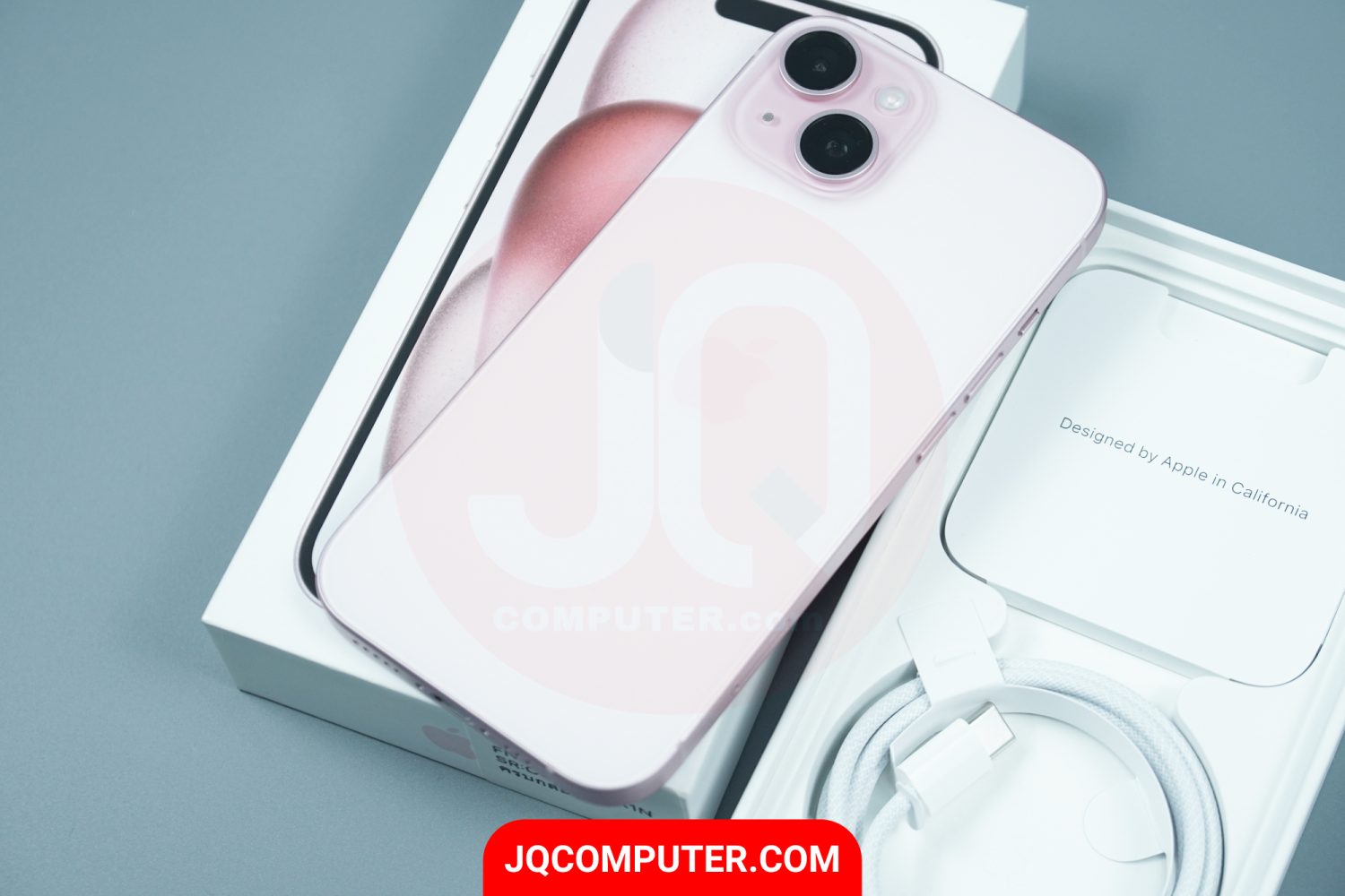 iPhone 15 - Image 4