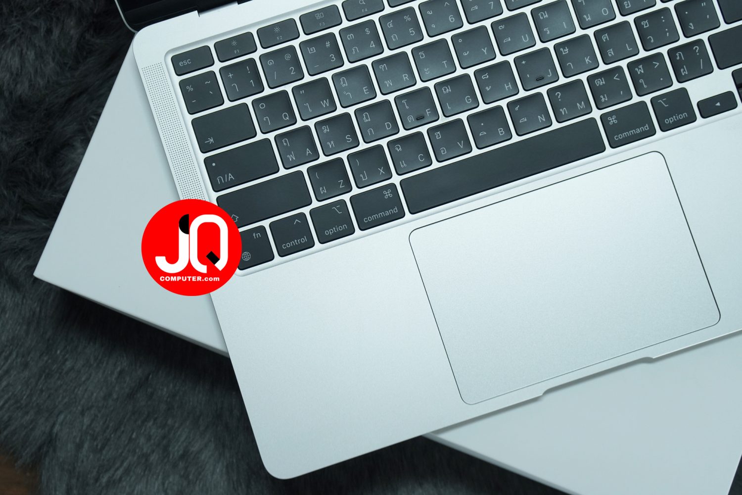 MacBook Air 13" 2020 (APC+) - Image 3