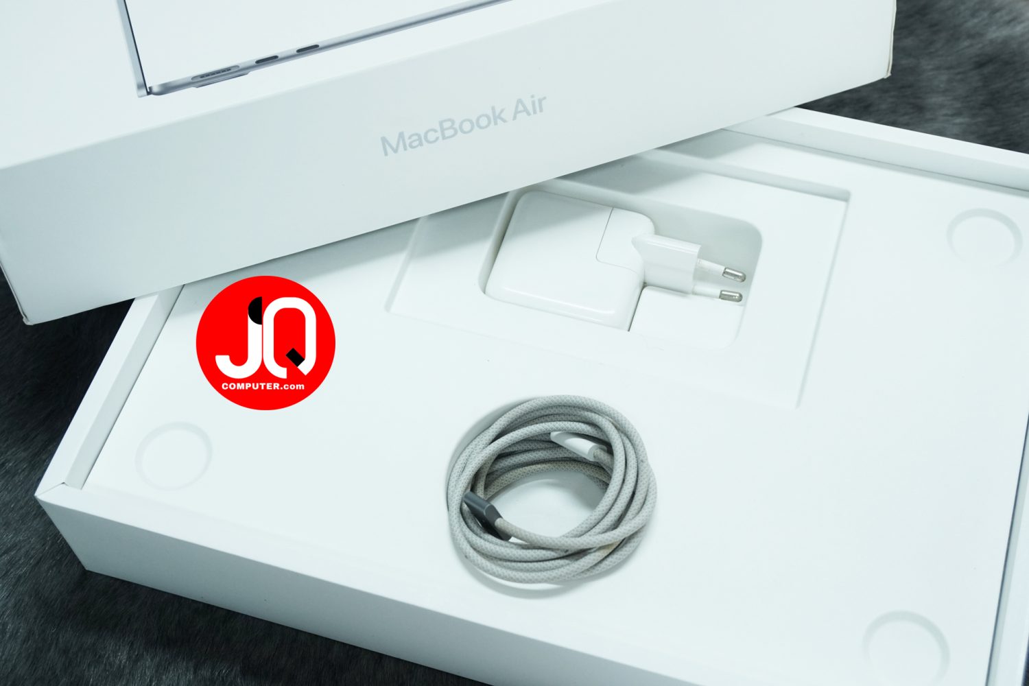 MacBook Air 13" Apple M2 - Image 17