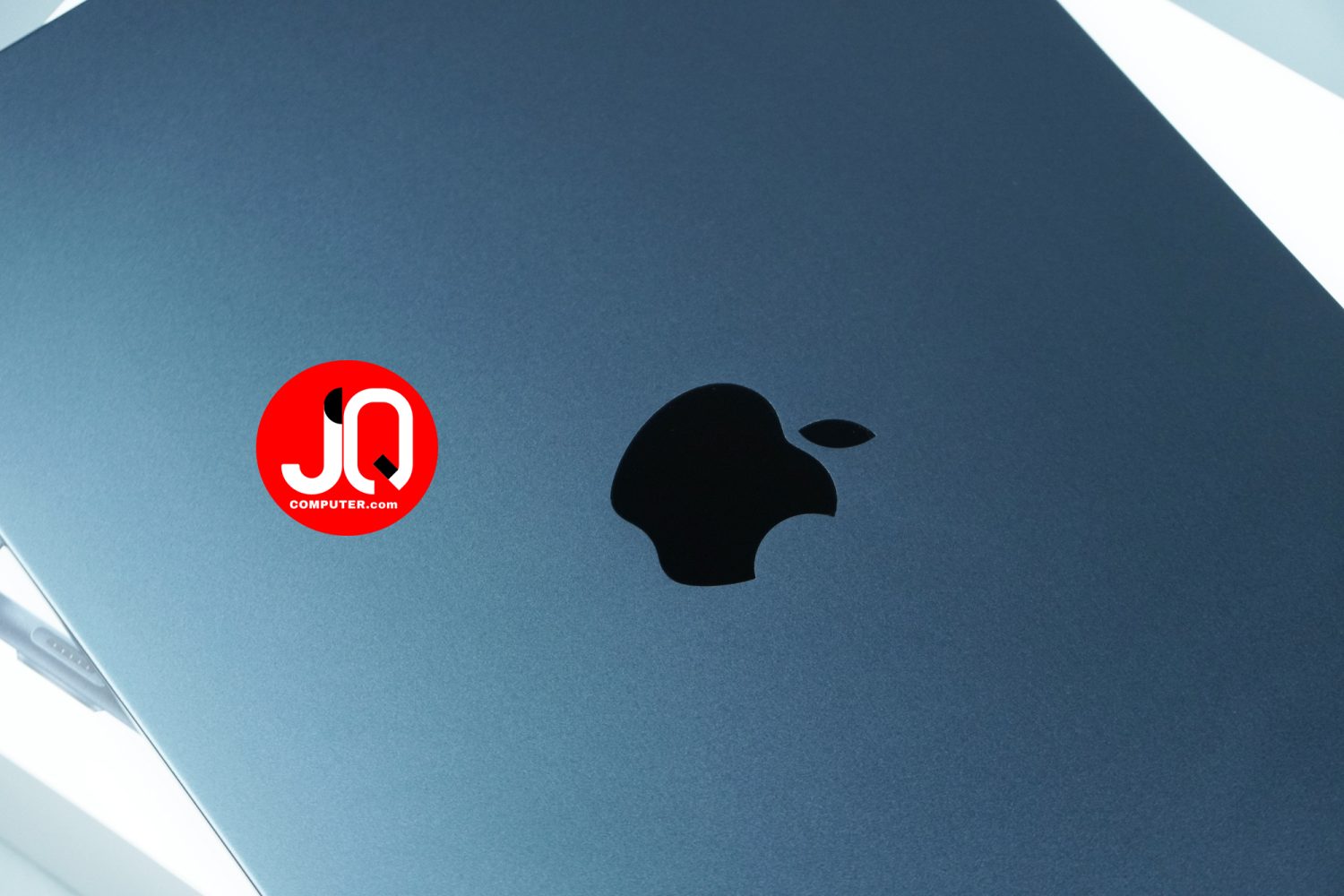 MacBook Air 13" 2022 - Image 12