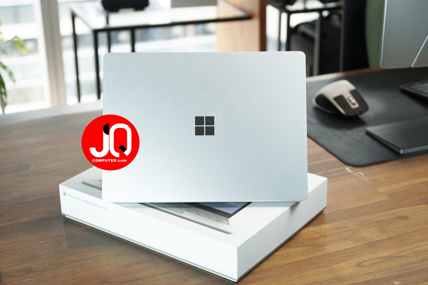 Microsoft Surface Laptop Go (Gen.1) - Image 2