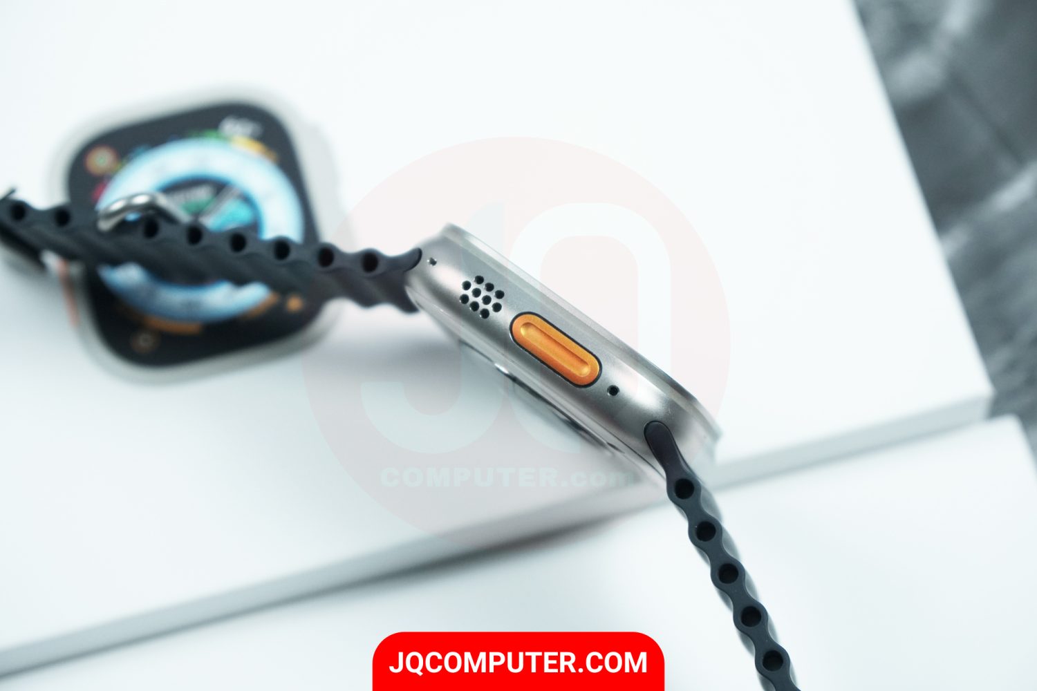 Apple Watch Ultra 1 (APC+) - Image 4