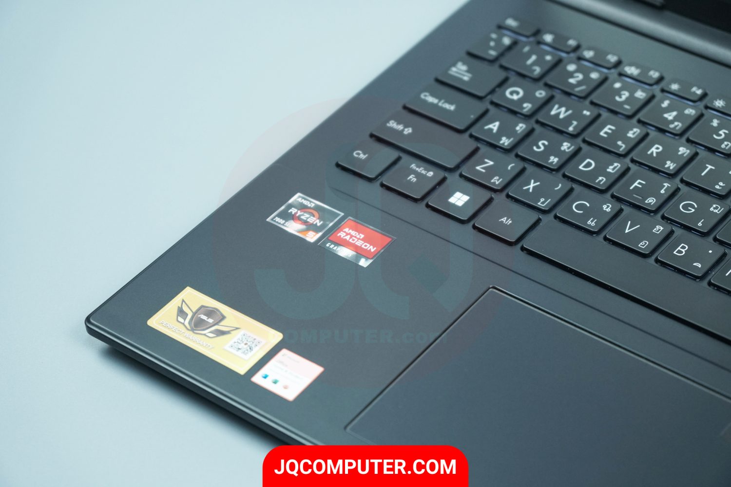 Asus VivoBook Go 15 (OLED) - Image 3
