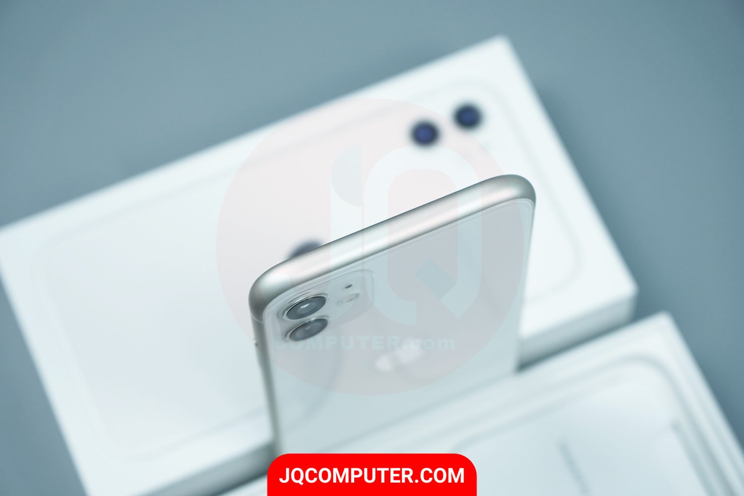 iPhone 11 - Image 6