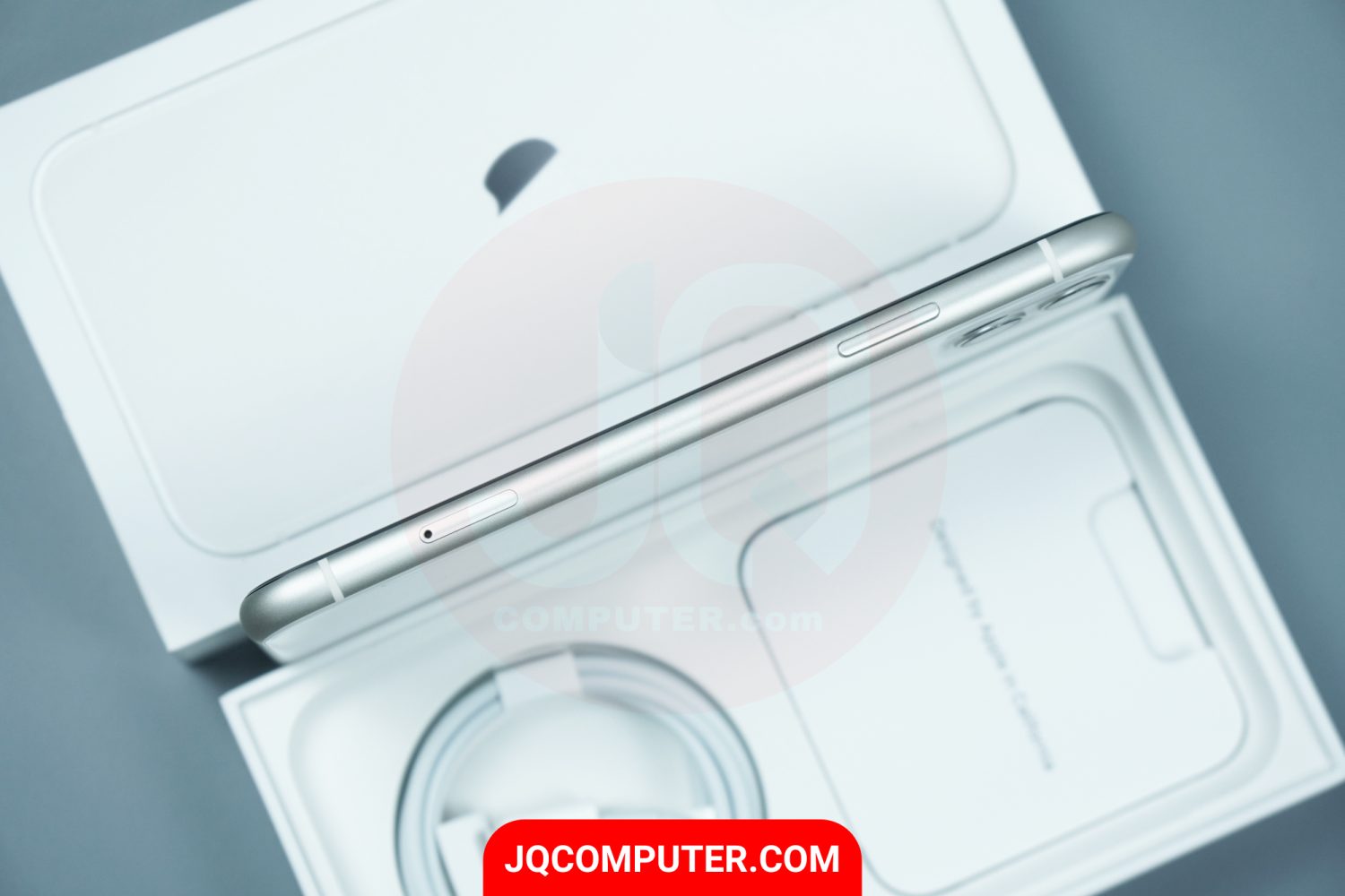 iPhone 11 - Image 7