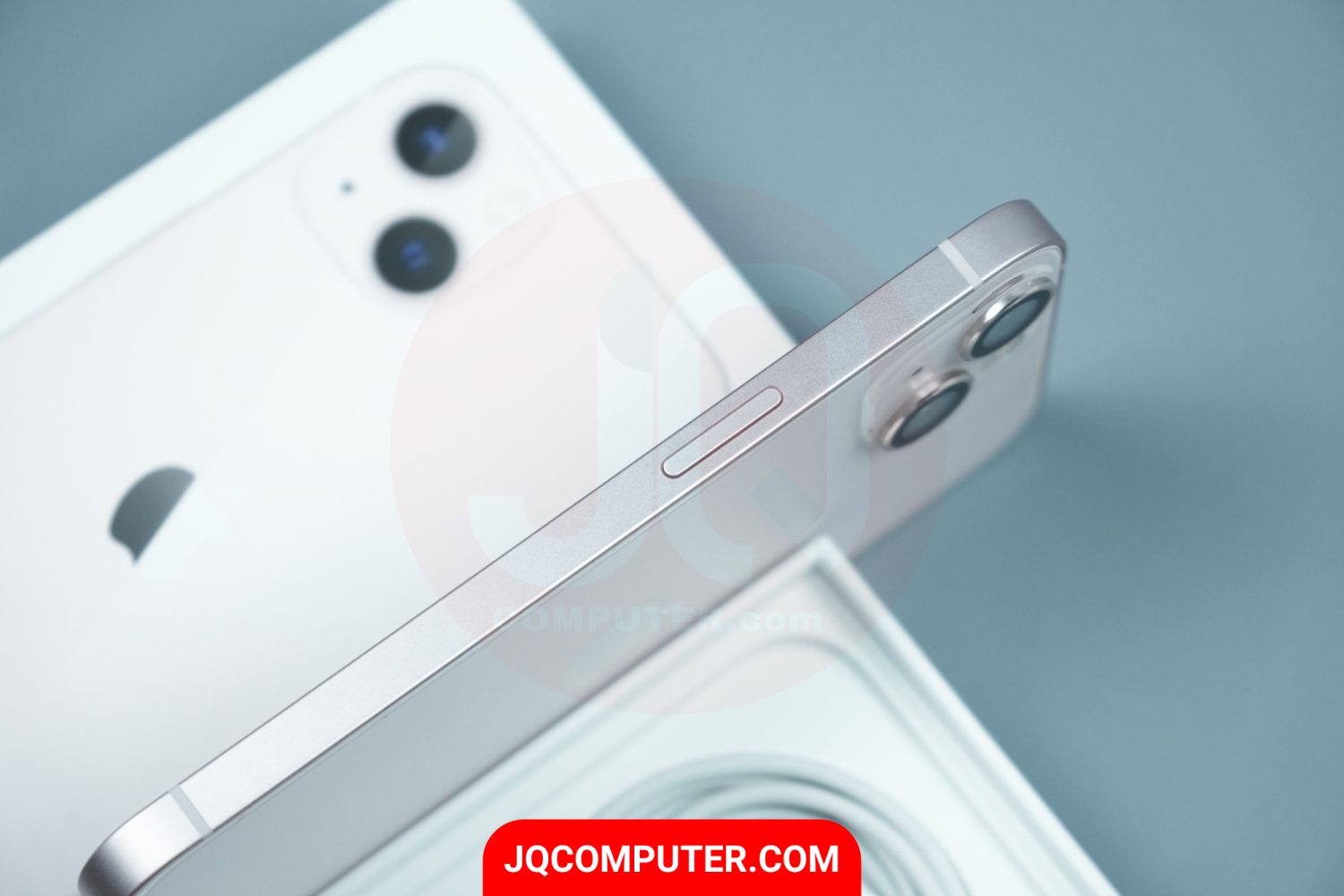 iPhone 13 - Image 9