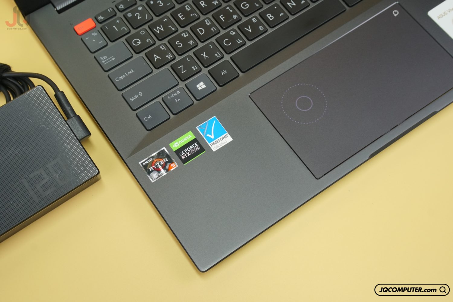 Asus Vivobook Pro 14X - Image 3
