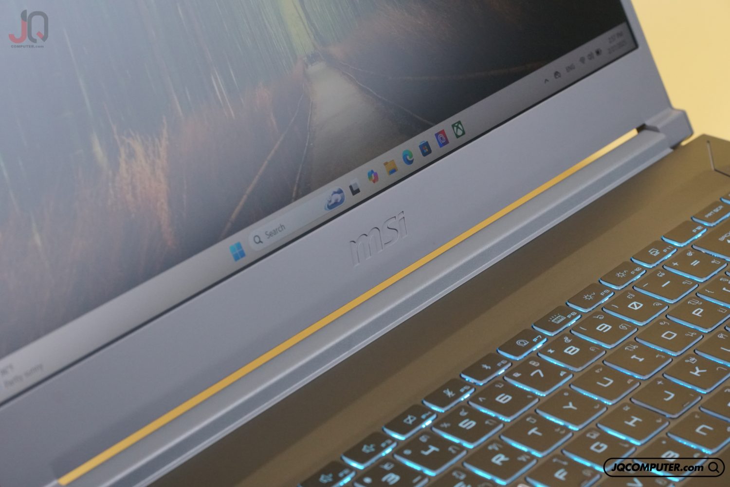 MSI THIN 15 - Image 11