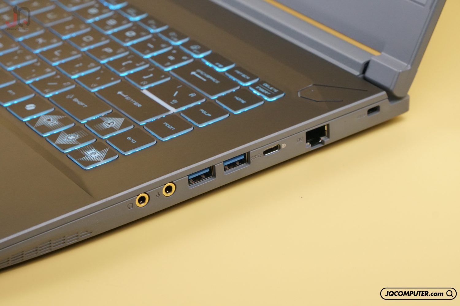 MSI THIN 15 - Image 13