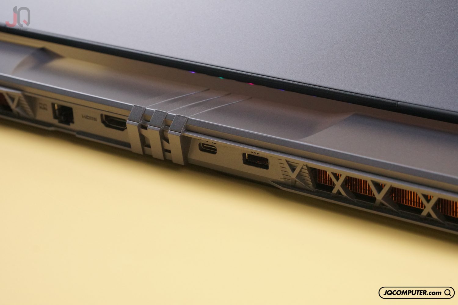 MSI Vector GP68HX - Image 16