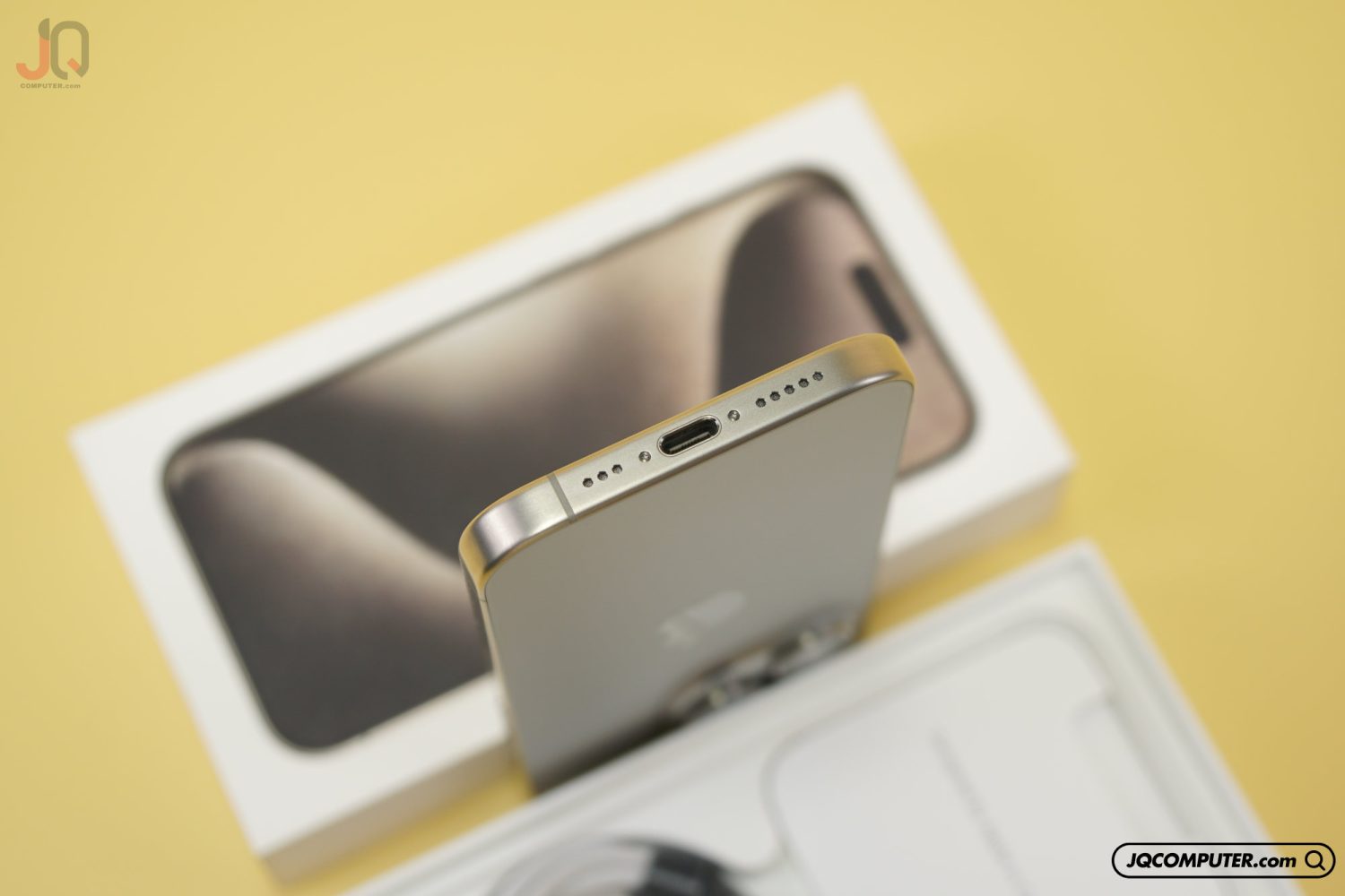 iPhone 15 Pro - Image 8