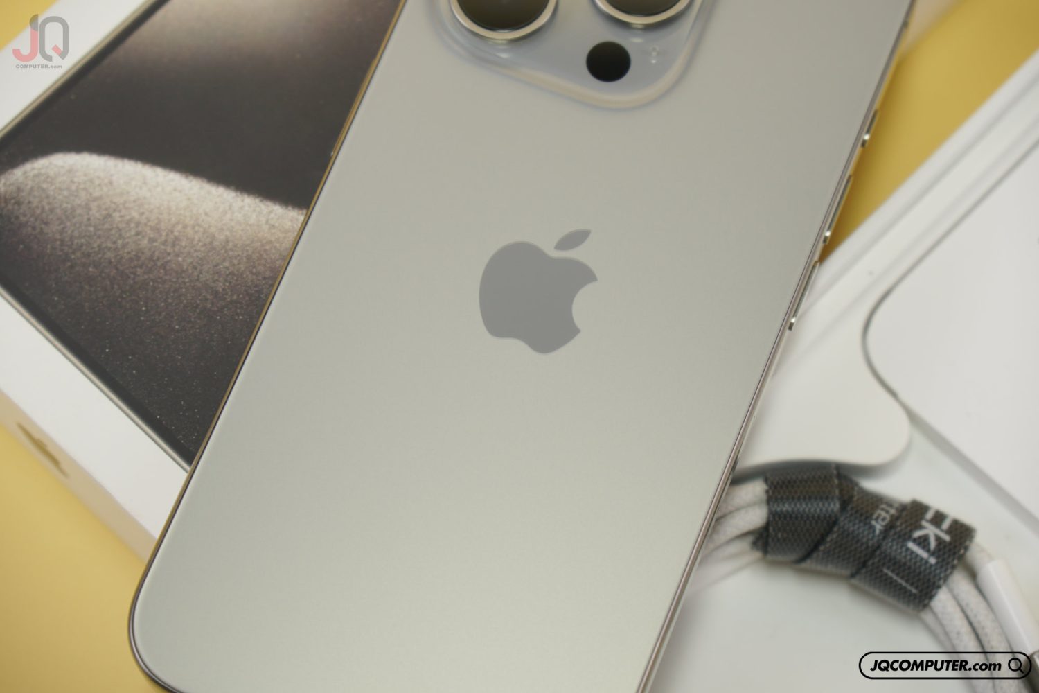 iPhone 15 Pro - Image 12