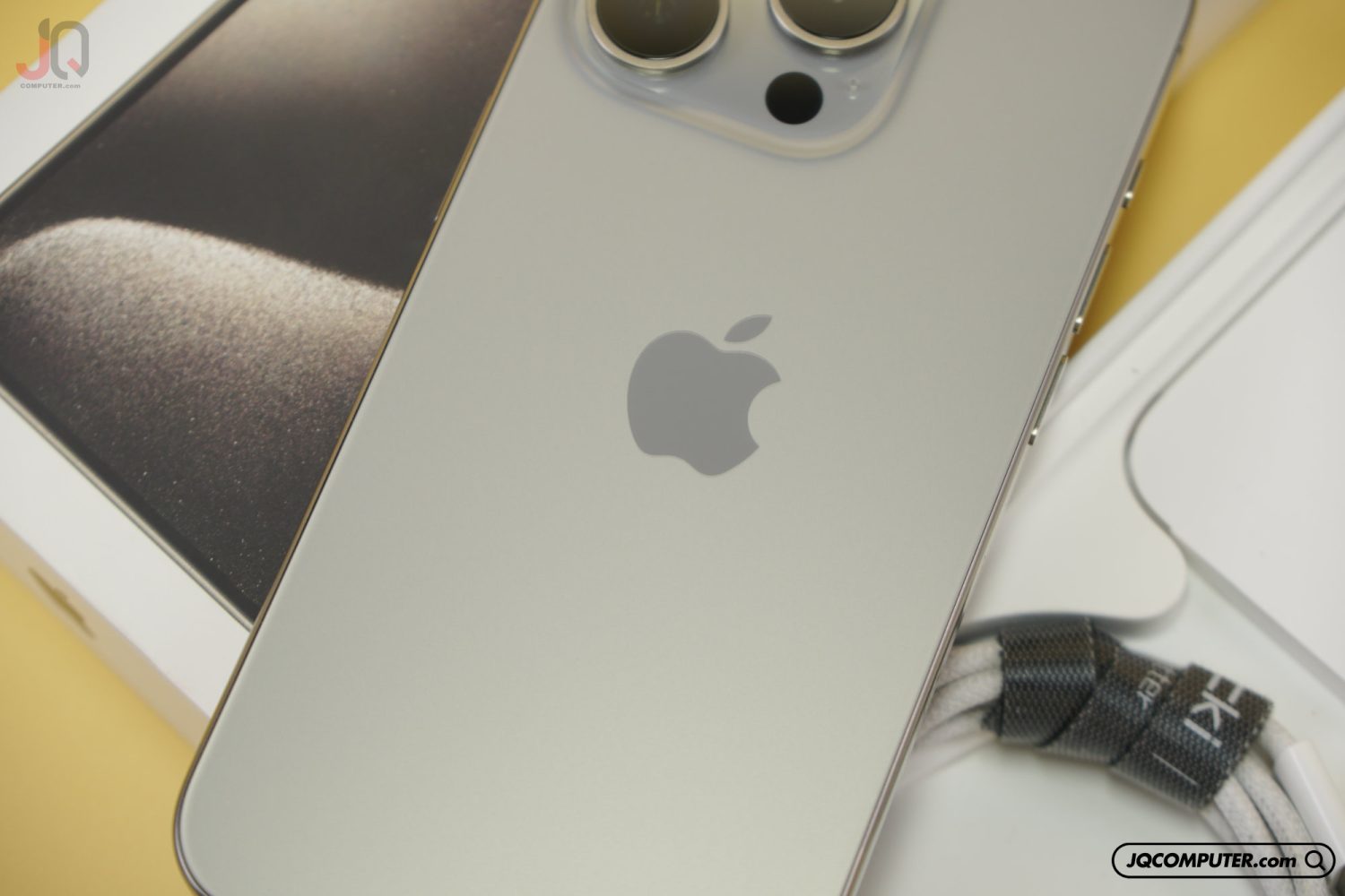 iPhone 15 Pro - Image 13