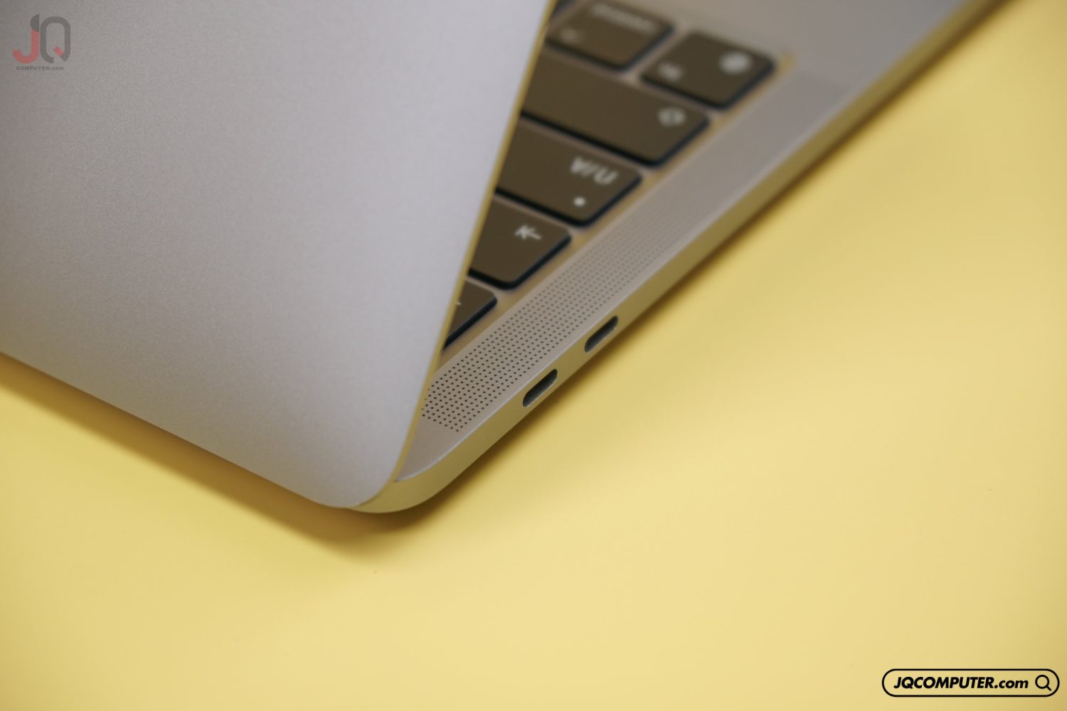 MacBook Pro 13" Apple M1 - Image 14
