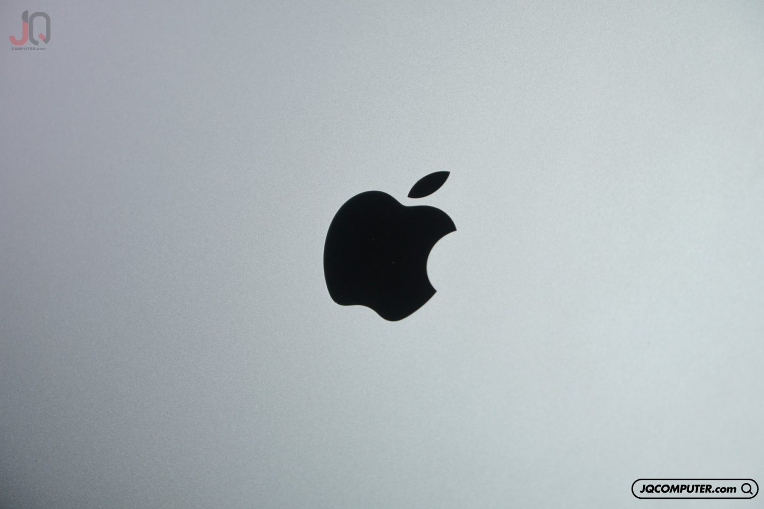 MacBook Pro 13" Apple M1 - Image 12