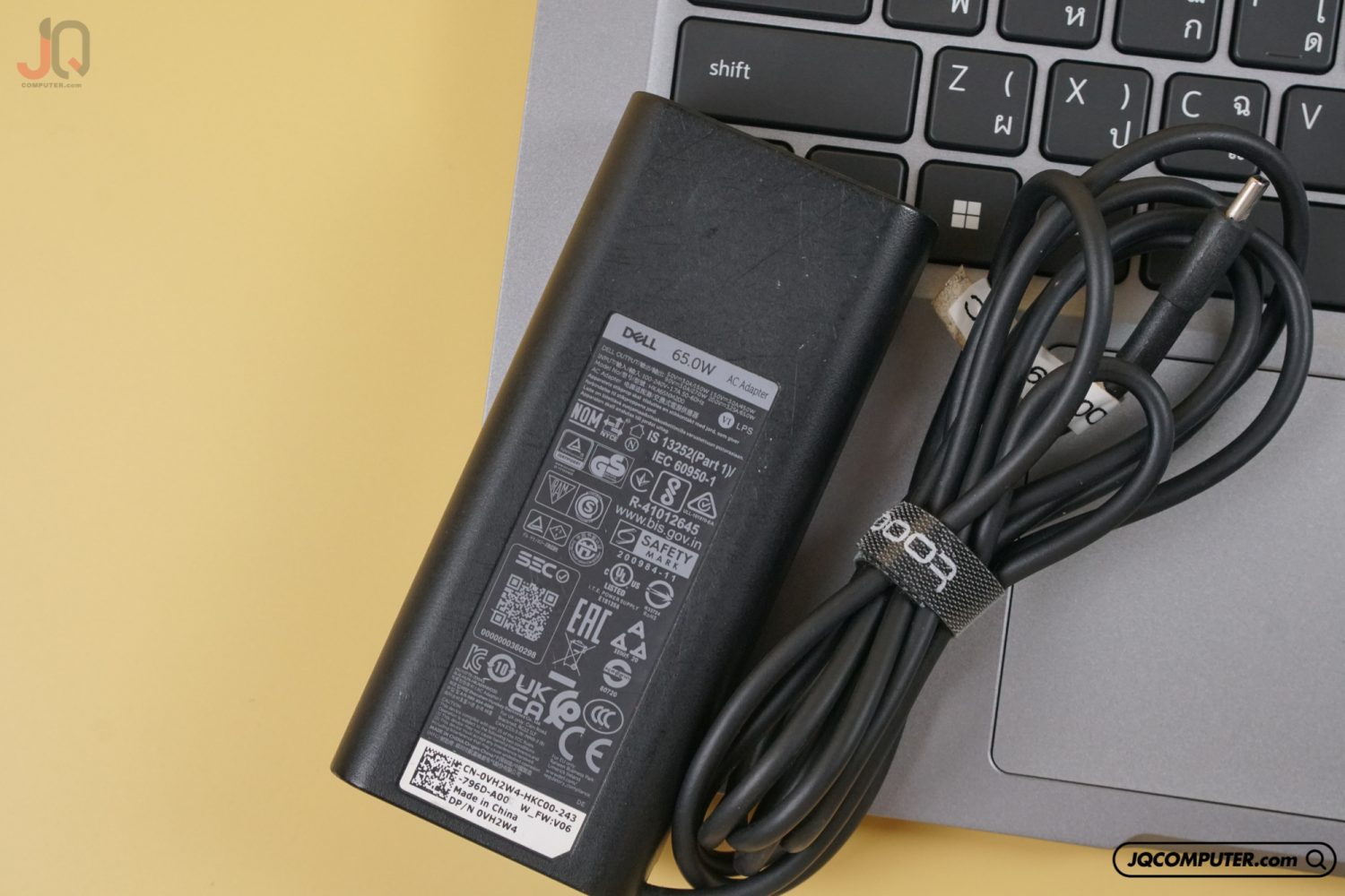 Dell Latitude 5320 - Image 17