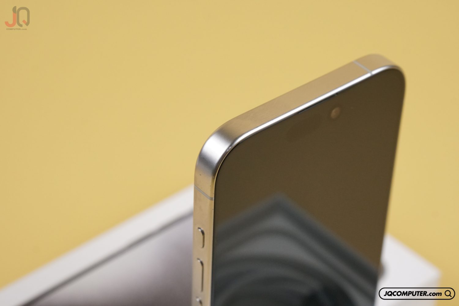 iPhone 15 Pro - Image 6