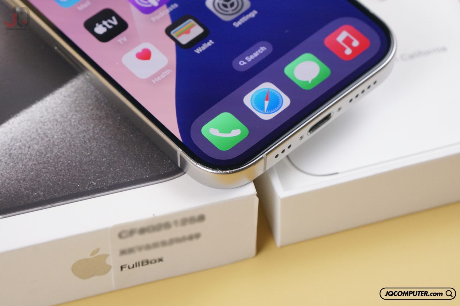 iPhone 15 Pro - Image 4