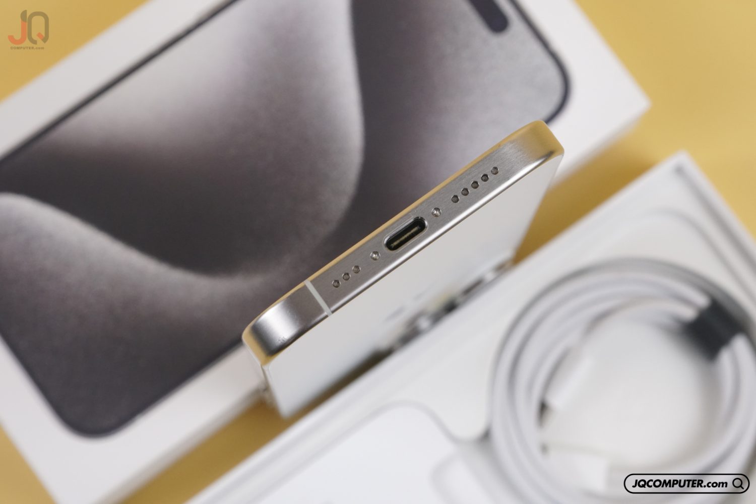 iPhone 15 Pro - Image 8