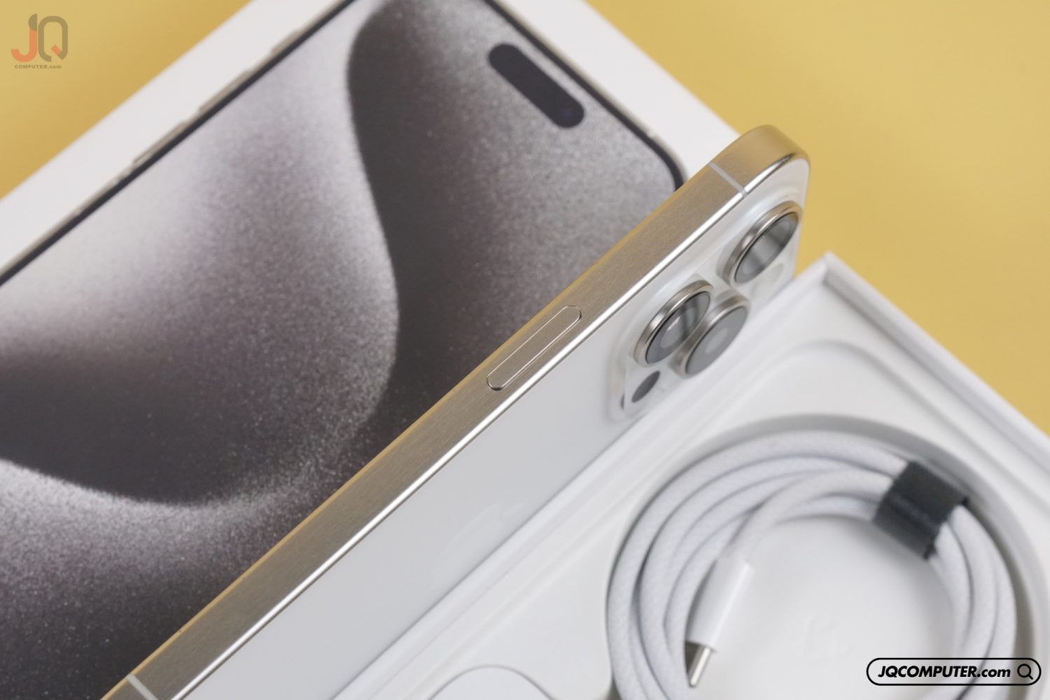 iPhone 15 Pro - Image 9