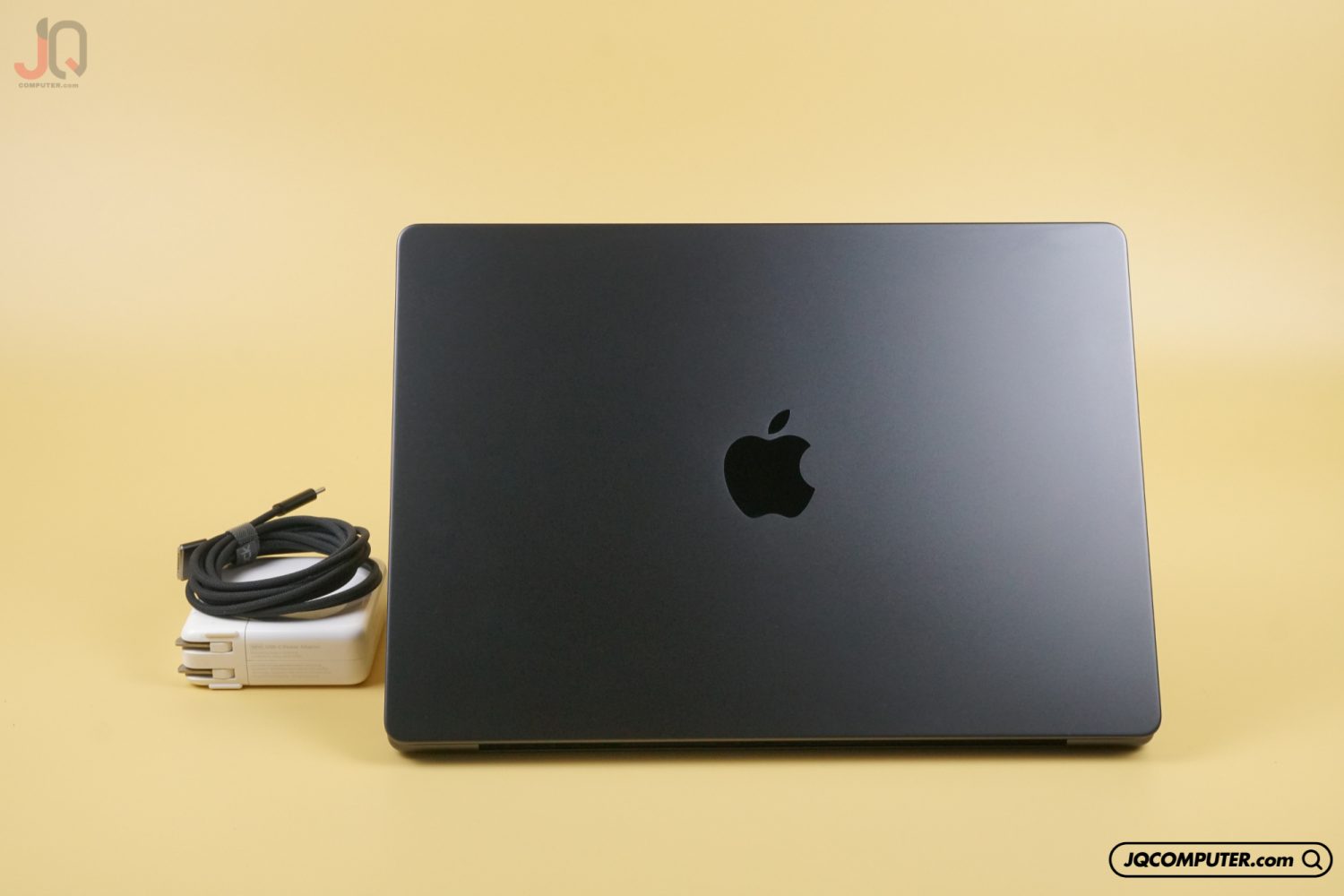 MacBook Pro 14 Apple M3 Max - Image 2