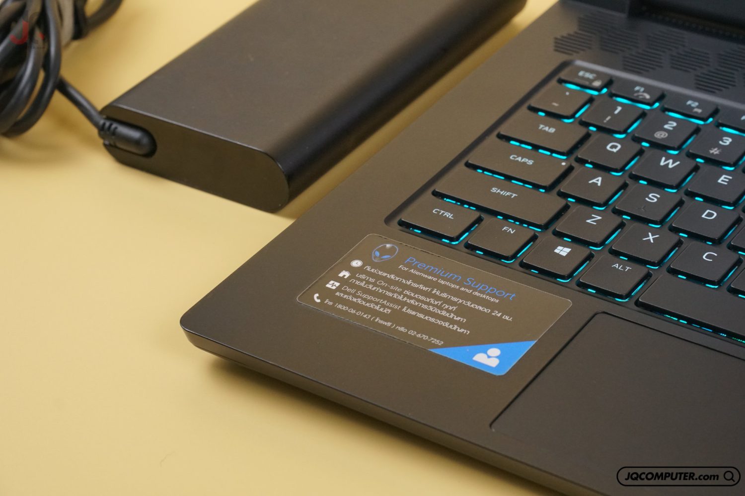 Dell  Alienware M15 R6 - Image 3