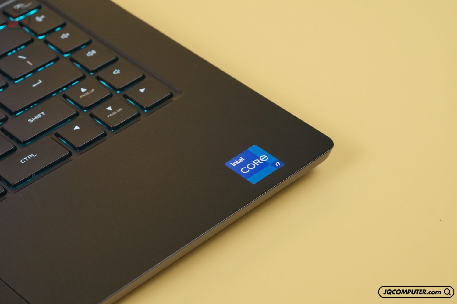 Dell  Alienware M15 R6 - Image 4
