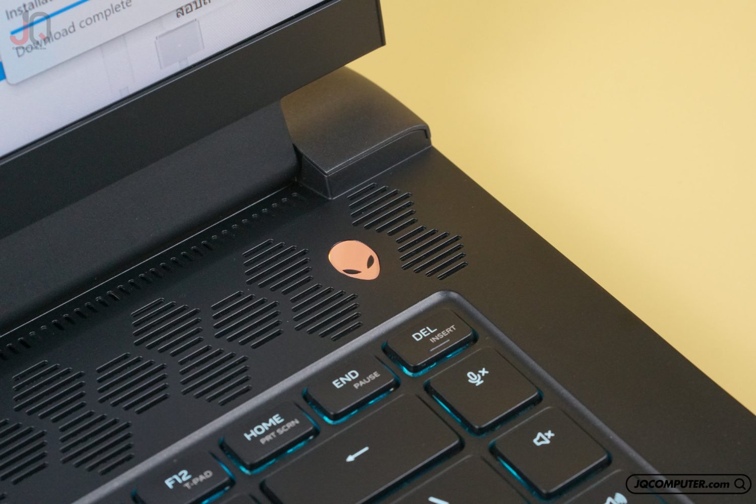 Dell  Alienware M15 R6 - Image 6
