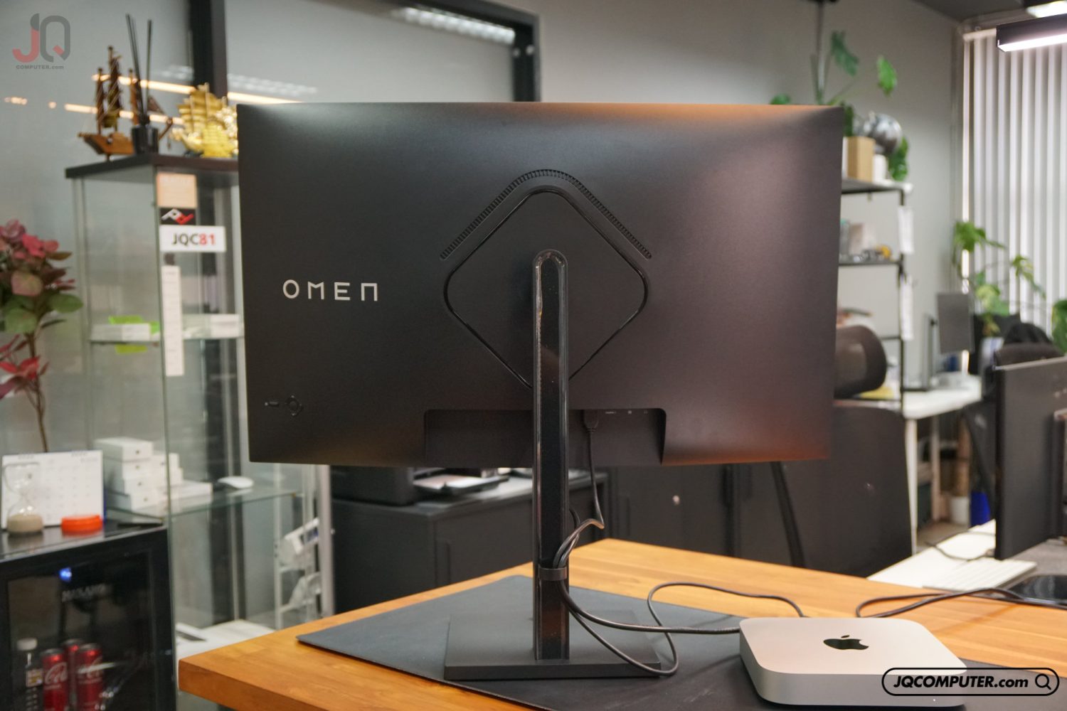 HP OMEN 32C - Image 2