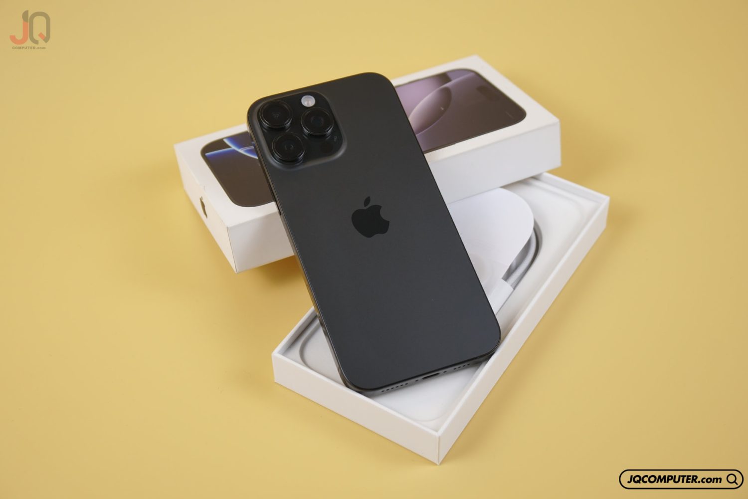 iPhone 16 Pro Max - Image 2