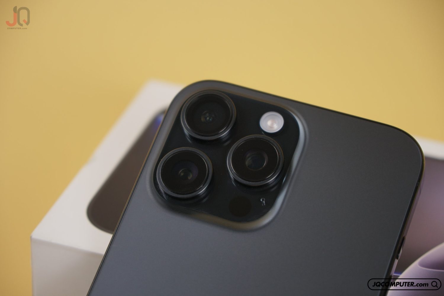 iPhone 16 Pro Max - Image 7