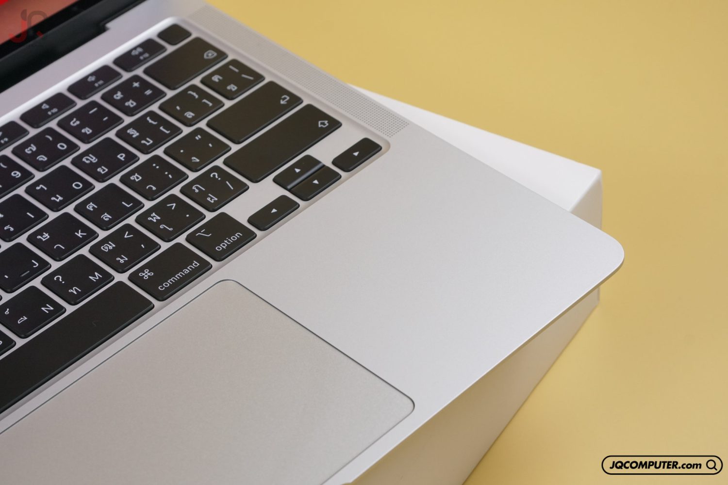 MacBook Air 13 Apple M1 - Image 4