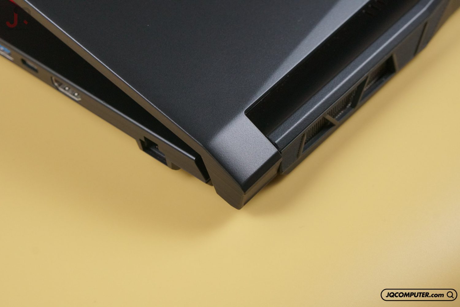 MSI Katana GF66 - Image 20
