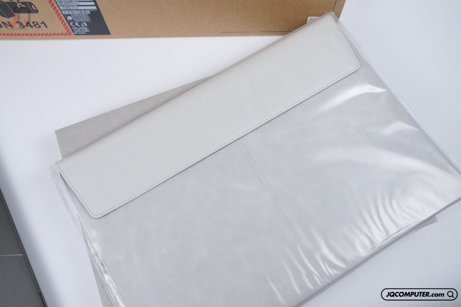 Asus Zenbook S16 Ai (OLED) - Image 20