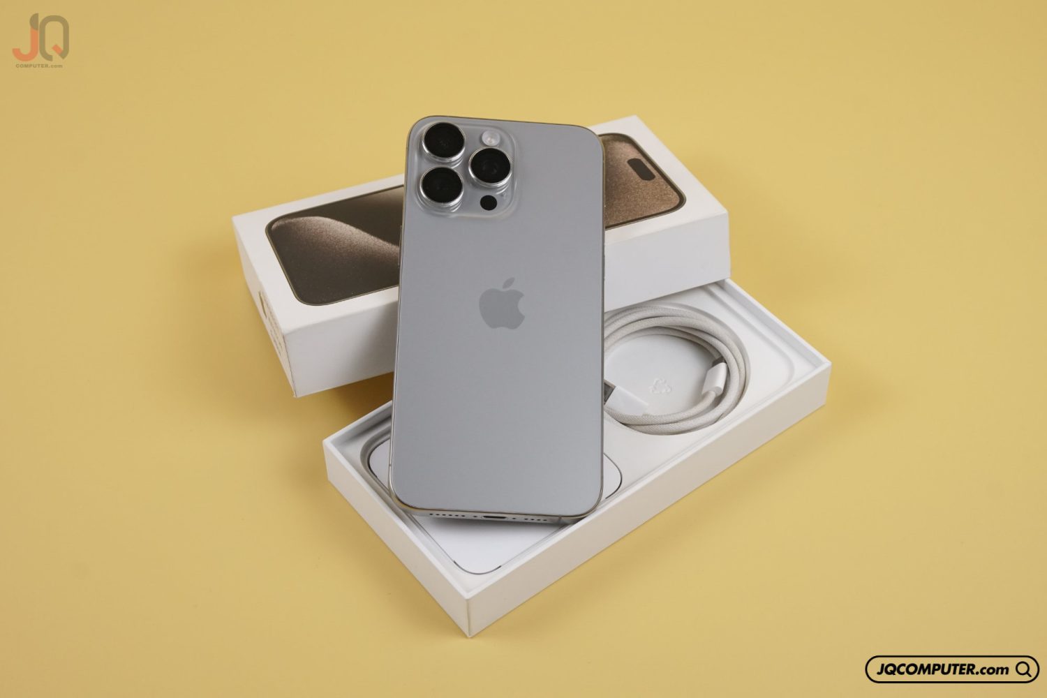 iPhone 15 Pro Max - Image 2