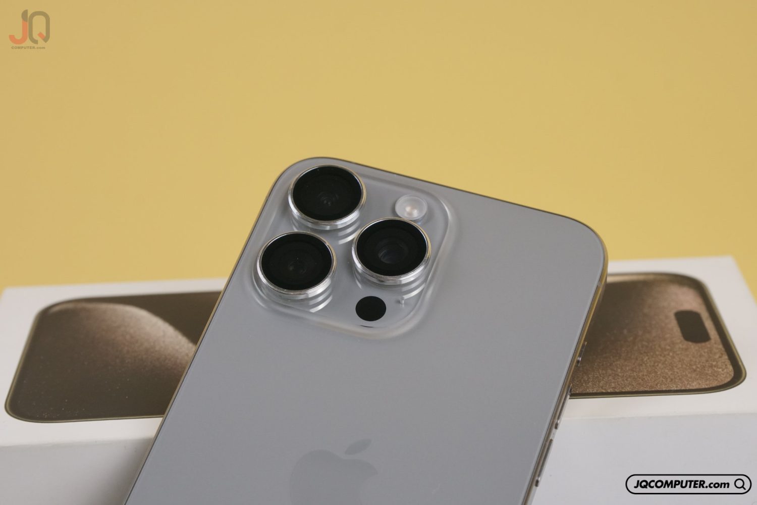 iPhone 15 Pro Max - Image 6