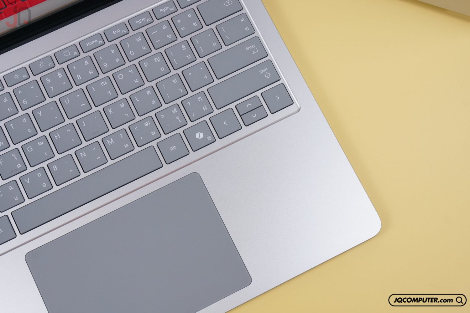 Microsoft Surface Laptop 7 - Image 4